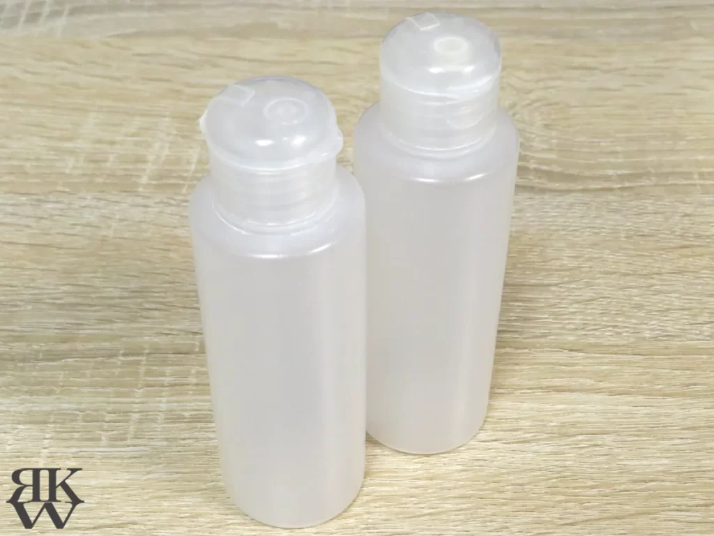 詰め替えボトル